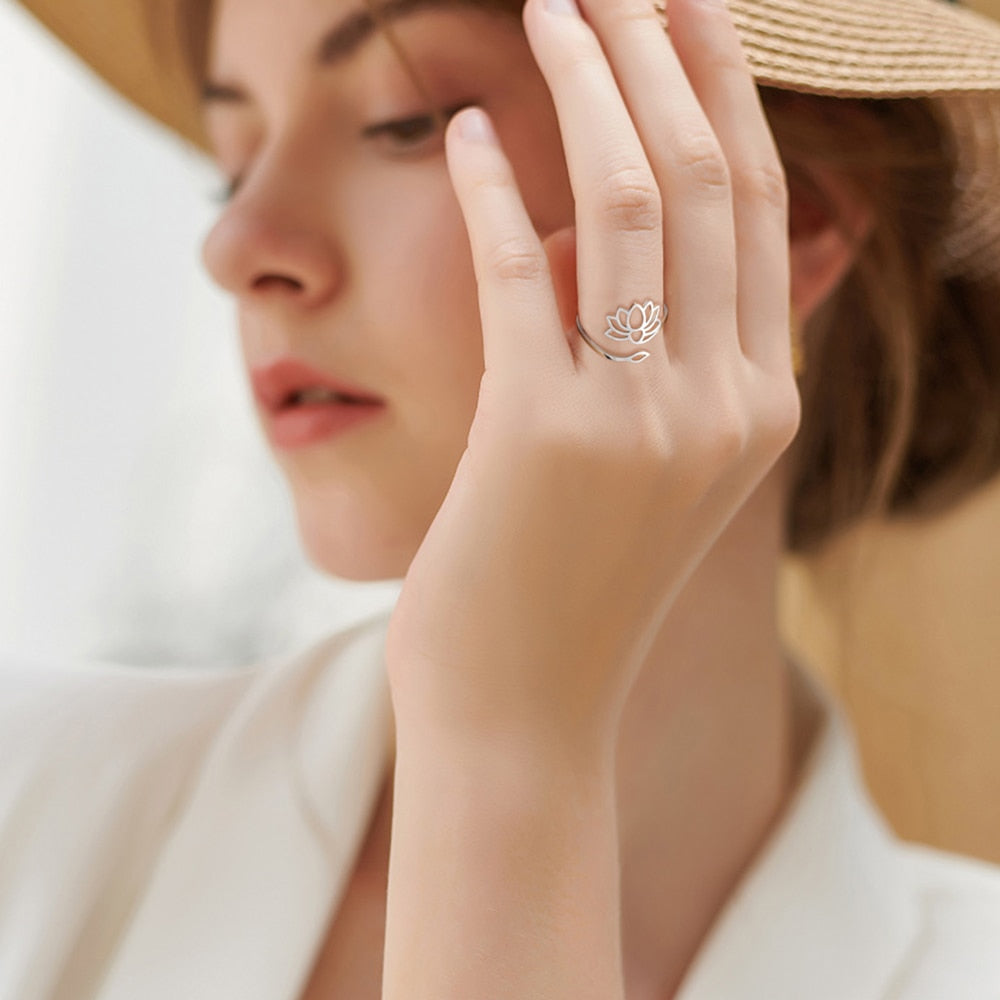 Bague Ajustable Lotus Divin