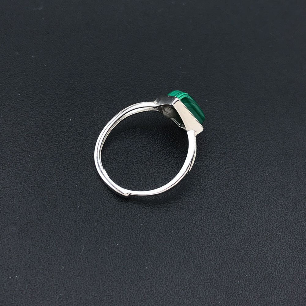Bague Minimaliste Ajustable en Malachite