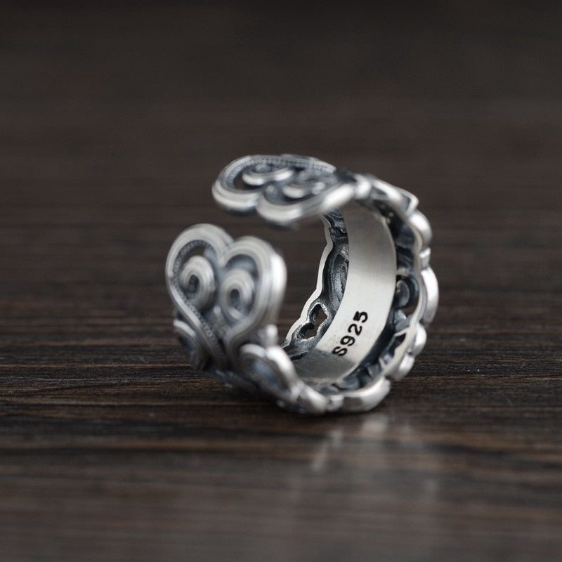 Bague rétro en argent thaïlandais avec une agate noire incrustée