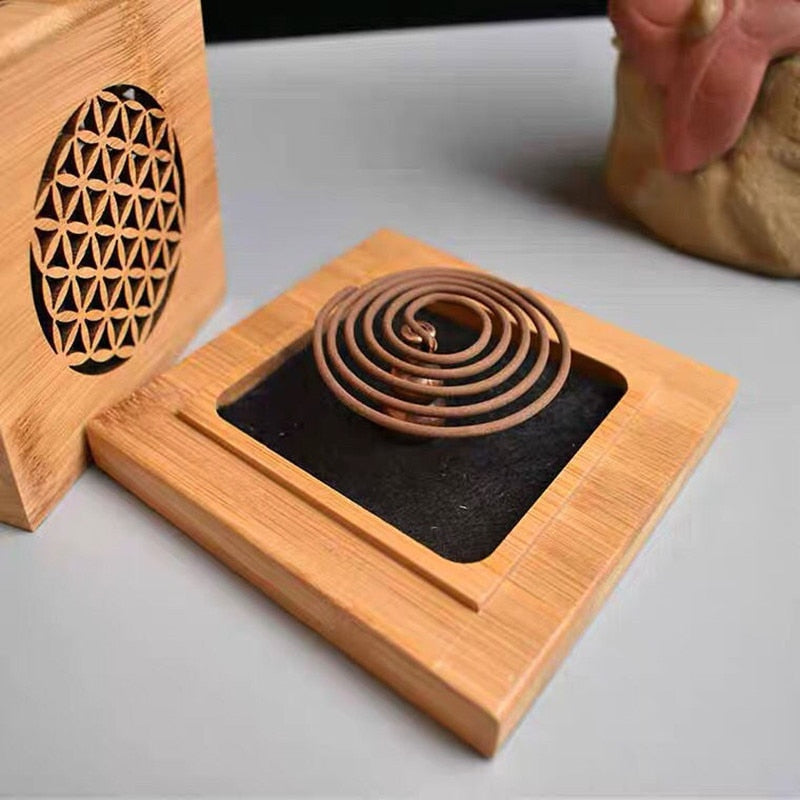 Brûleur d'Encens Cube Fleur de Vie en Bois Naturel