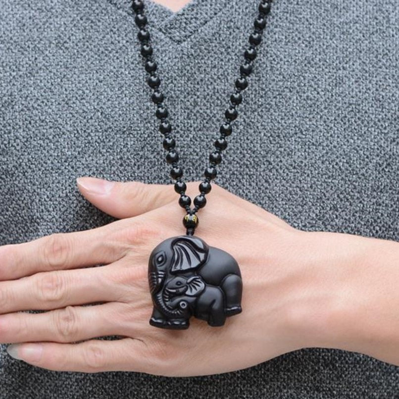 Collier pendentif éléphants en obsidienne